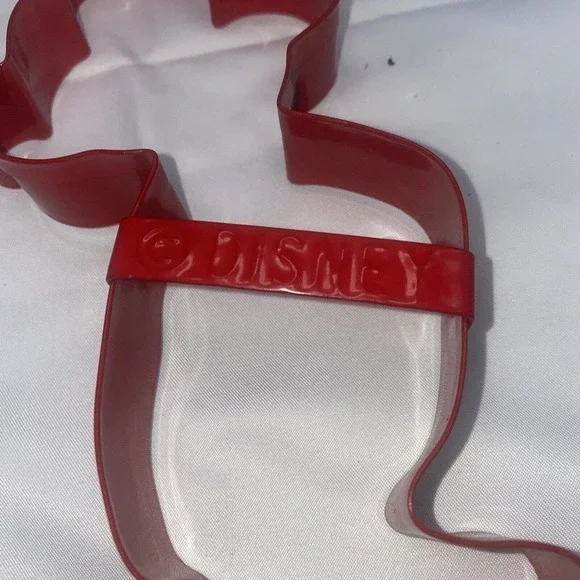 Vintage Disney Mickey Mouse Cookie Cutter 7" Full Body Red Metal Disney Logo New - Picture 3 of 3